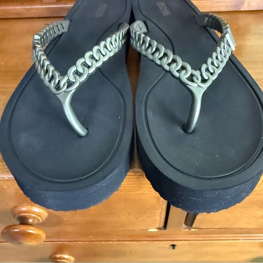 NEW Michael Kors Zaza Chain Flip Flop Sandal Black Rubber Thong Slip On woman 11